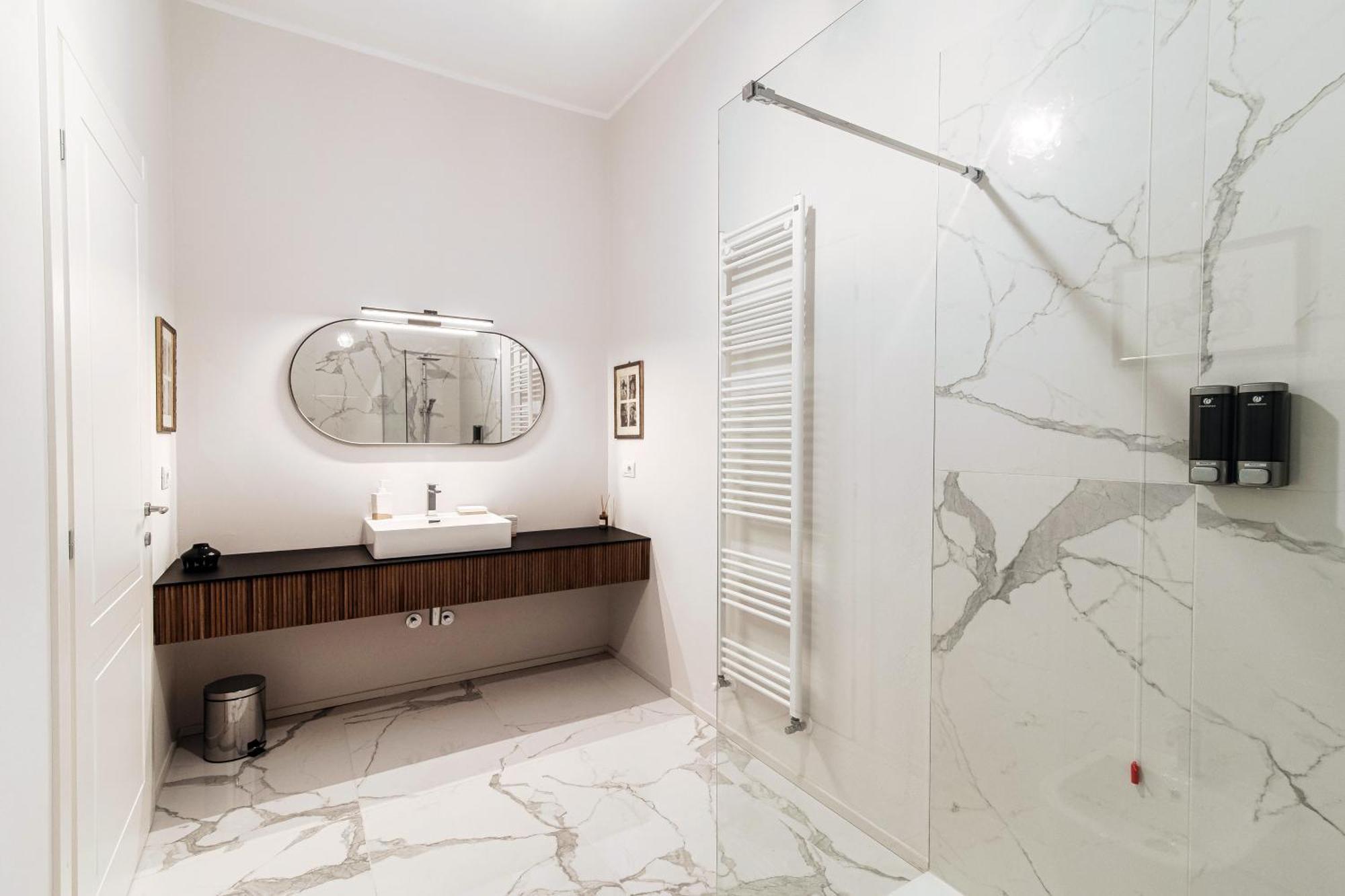 Guesthouse Lake'S Vibes - The House Of Travelers Como Exterior foto